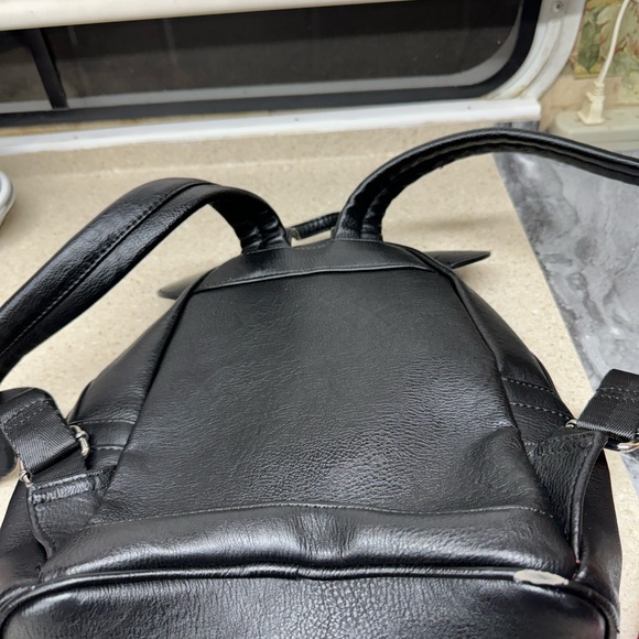 Loungefly Disney Minnie Mouse Purse - Picture 3 of 10